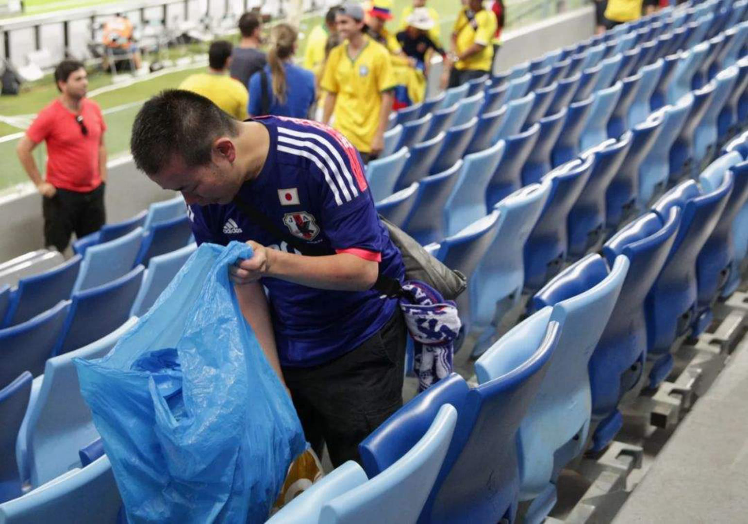 网页版登录入口-加时末段体能课后，孟菲斯灰熊更衣室发声备战中超，目标明确，纪律约束更严格的简单介绍